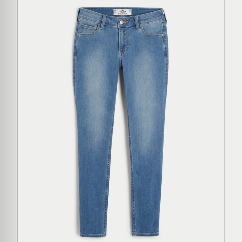 Hollister Curvy Low-Rise Medium Wash Super Skinny Jeans